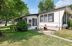 1 Overland Drive, Olmsted Twp, OH 44138