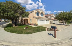1768 Fox Springs Circle, Newbury Park, CA 91320