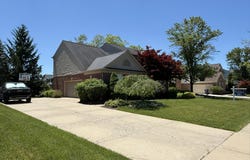 48871 Manhattan Circle, Canton, MI 48188
