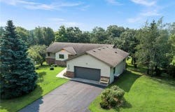 4413 Bridgewater Road, South Haven, MN 55382
