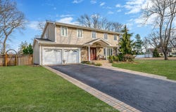 3 Ingram Court, Smithtown, NY 11787