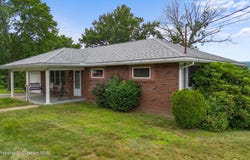 4200 Krieg Street, Moosic, PA 18507