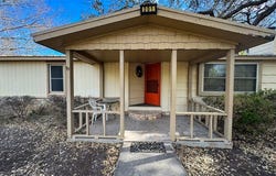 210 Airport Rd, Brackettville, TX 78832