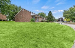 2137 Manhattan Boulevard, Springfield, OH 45504