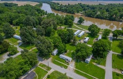 225/245 E 2nd St, Calhoun, KY 42327