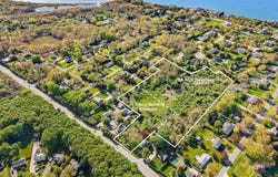 67925 North Road, Greenport, NY 11944