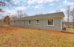 423 S Main Street, Byrdstown, TN 38549