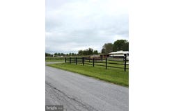 592 WILLINGHAM Road, CHARLES TOWN, WV 25414