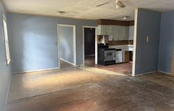 203 E Simpson Avenue, Mendenhall, MS 39114