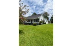 422 Speedway Ave, Winona, MS 38967