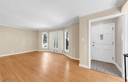 890 Keystone Drive, Cleveland Heights, OH 44121