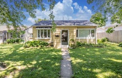 1530 E Morgan Ave, Milwaukee, WI 53207