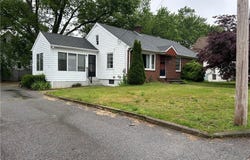 12 Oakland Avenue, Johnston, RI 02919
