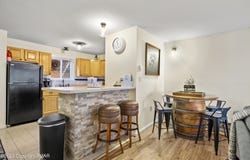 48 Slalom Way, Tannersville, PA 18372