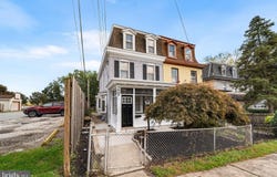 209 HARRY Street, CONSHOHOCKEN, PA 19428