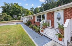 1301 Dogwood Drive, Kingston, TN 37763