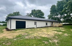 150 N Wardell Street, Uhrichsville, OH 44683