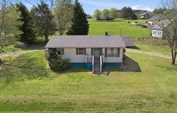 1360 Old Mill Road, Campobello, SC 29322