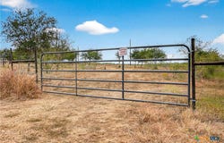 1152 County Road 447 lot: 14, Waelder, TX 78959