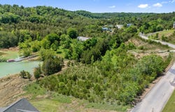 Lot 2 Emerald Pointe Boulevard, Dandridge, TN 37725