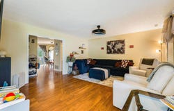 329 Emerald Dr, Harrisonburg, VA 22801