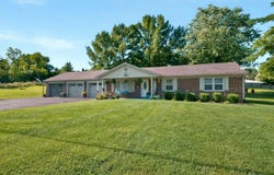 230 Mercer Avenue, Harrodsburg, KY 40330