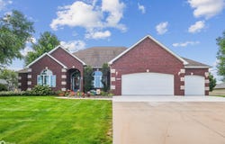 2408 S 7Th Avenue, Marshalltown, IA 50158