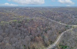 Rogers Circle, Edwards, MO 65326