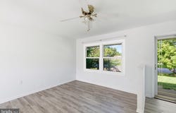 1100 N STERLING Boulevard, STERLING, VA 20164