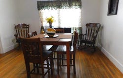 98-100 Fenwick St, Springfield, MA 01109