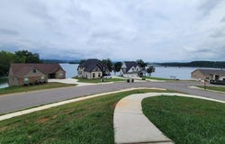 2593 Shoreline Vista, Morristown, TN 37814