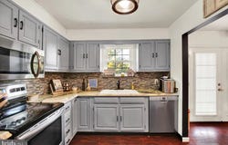 104 PEAR Street, MOHNTON, PA 19540