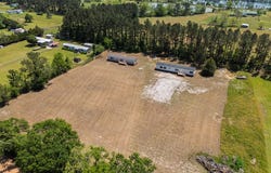 118 Eason Stalvey Road, Hahira, GA 31632
