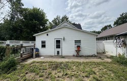 715 N 11Th Street, Centerville, IA 52544