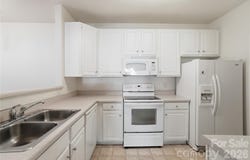 16742 Amberside Road E, Cornelius, NC 28031