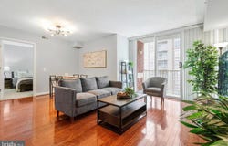 880 N POLLARD ST N #925, ARLINGTON, VA 22203