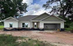 4954 Beck Ave, Jay, FL 32565