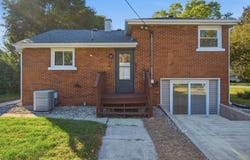 1252 South 8th Avenue, Kankakee, IL 60901