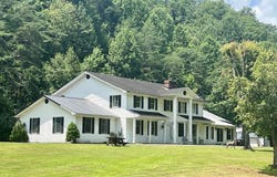 1835 W PUNCHEON CREEK ROAD, Salyersville, KY 41465