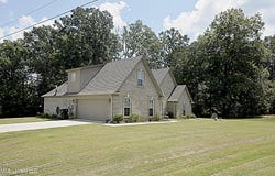 151 Oak Ridge Lakes Drive, Coldwater, MS 38618