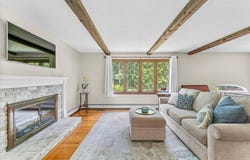 6 Mattakeesett Lane, Norwell, MA 02061