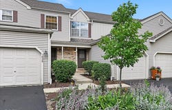 1440 Foxcroft Drive, Aurora, IL 60506