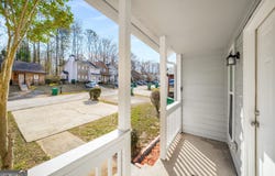 846 Brandy Oaks, Stone Mountain, GA 30088