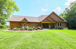 9434 84th Street SE, Alto, MI 49302