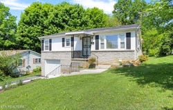 2015 Carolyn Drive, Jefferson City, TN 37760