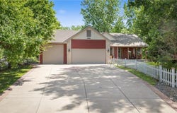 6961 Meadow Court, Centerville, MN 55038