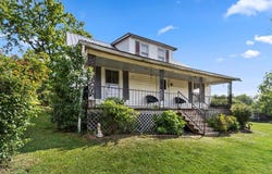 1160 MONTGOMERY Street, Christiansburg, VA 24073