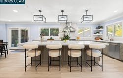 40 Loma Vista, Walnut Creek, CA 94597