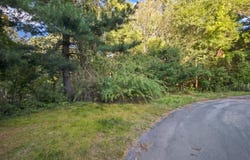 4 Haleys Way, Forestdale, MA 02644