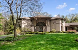 1800 Tiverton Road, Bloomfield Hills, MI 48304